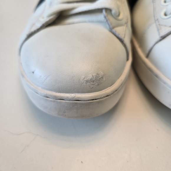 Womens Gucci Ace Embroidered Bee White Sneakers, Used, Red Green Accents - Picture 6 of 10